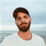 Insegnate universitario disponibile per lezioni di progettazione, dalla grafica al prodotto industriale, al disegno